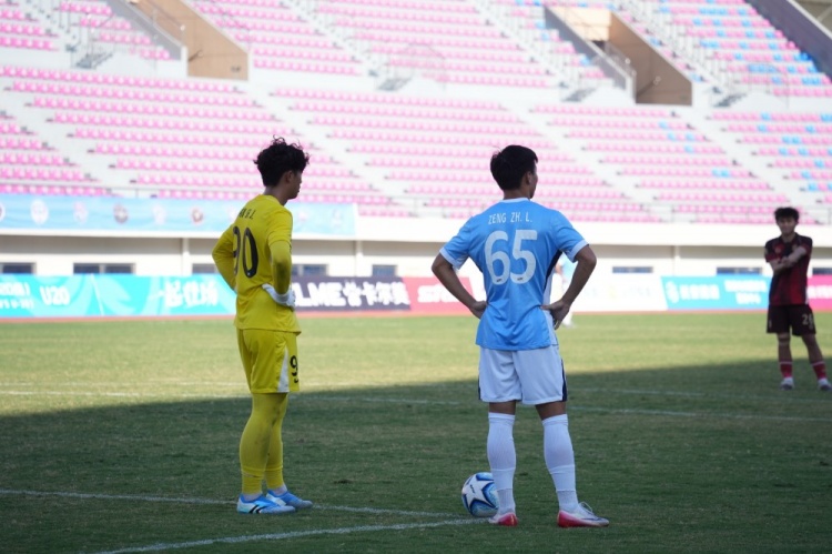 侯博文连场制胜球 深圳U20客场1-0陕西取两连胜 侯博文连场制胜球 深圳U20客场1-0陕西取两连胜