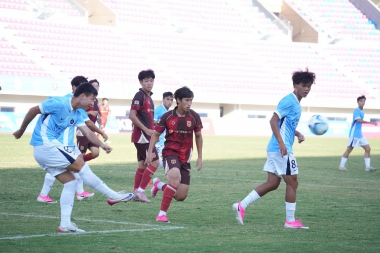 侯博文连场制胜球 深圳U20客场1-0陕西取两连胜 侯博文连场制胜球 深圳U20客场1-0陕西取两连胜