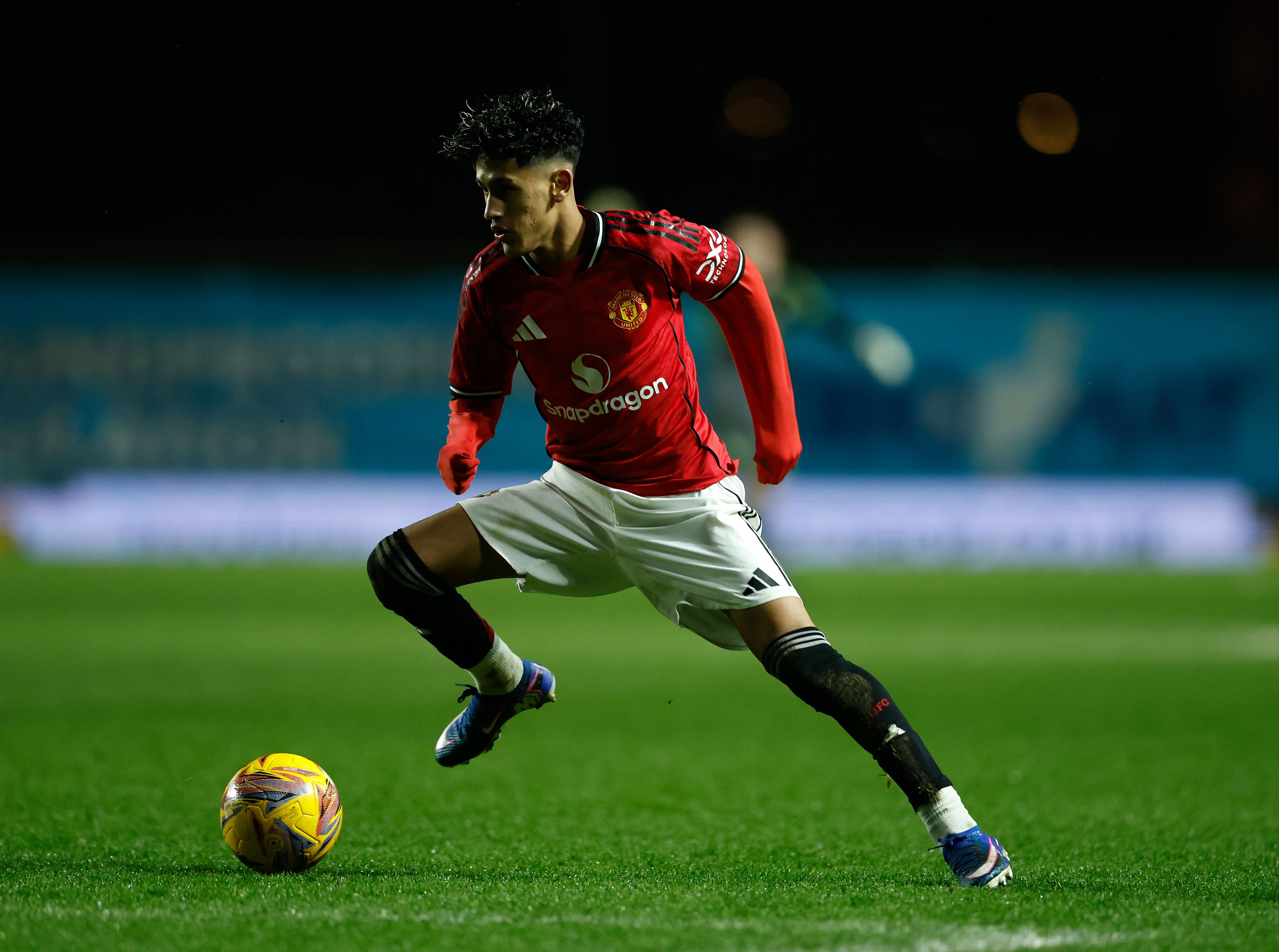 曼联15岁加布里埃尔获一线队机会 三规定限制其出场